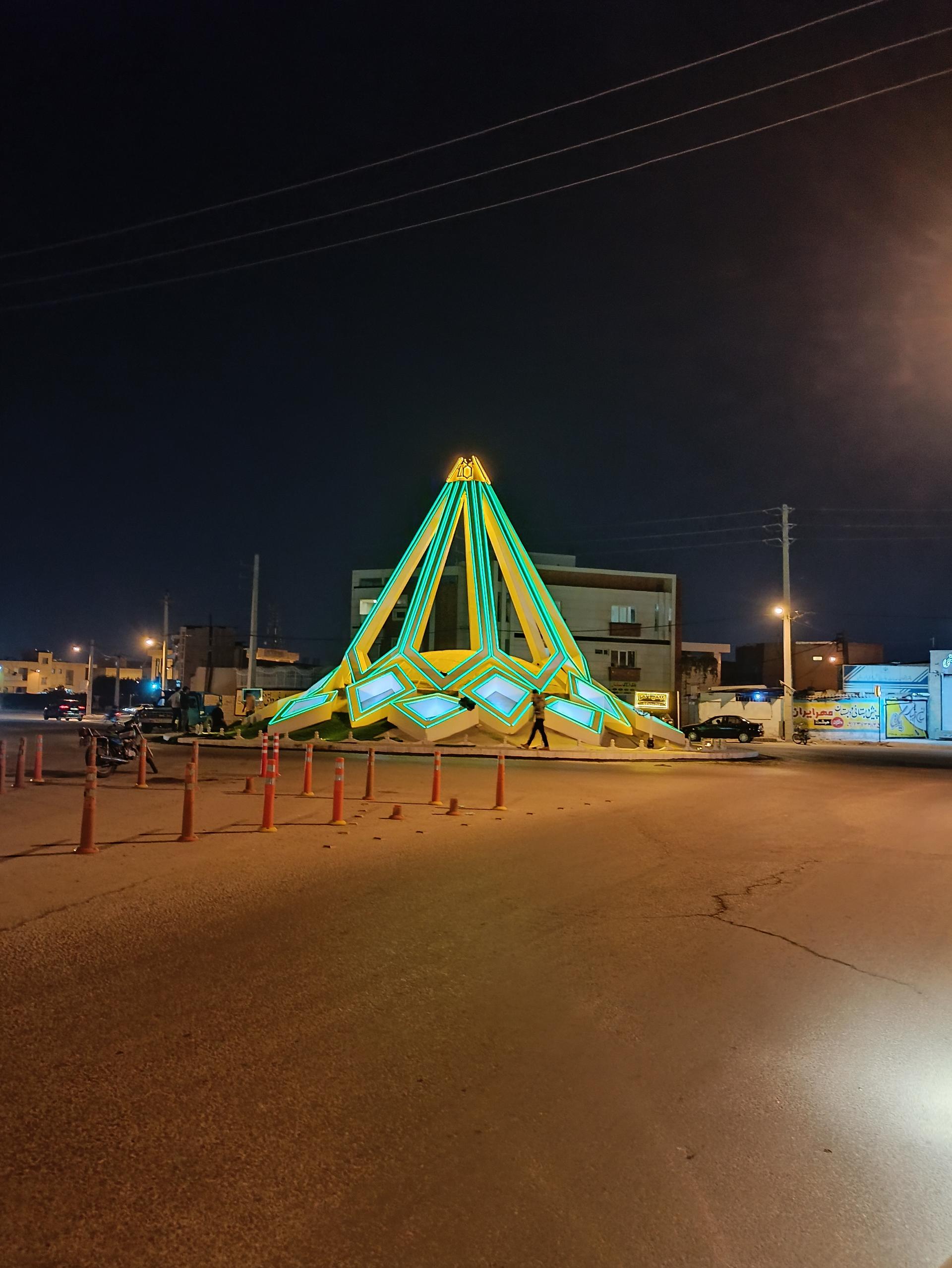 عکس میدان 9 دی