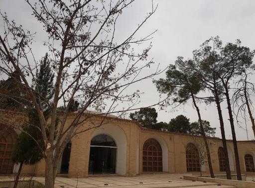 عکس موزه هنرهای معاصر صنعتی کرمان