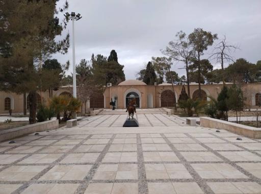 عکس موزه هنرهای معاصر صنعتی کرمان