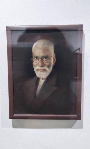 عکس موزه هنرهای معاصر صنعتی کرمان