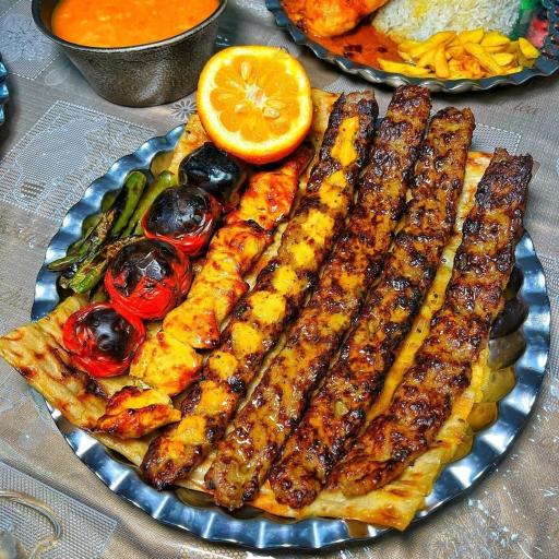 عکس کبابی حاج امیر