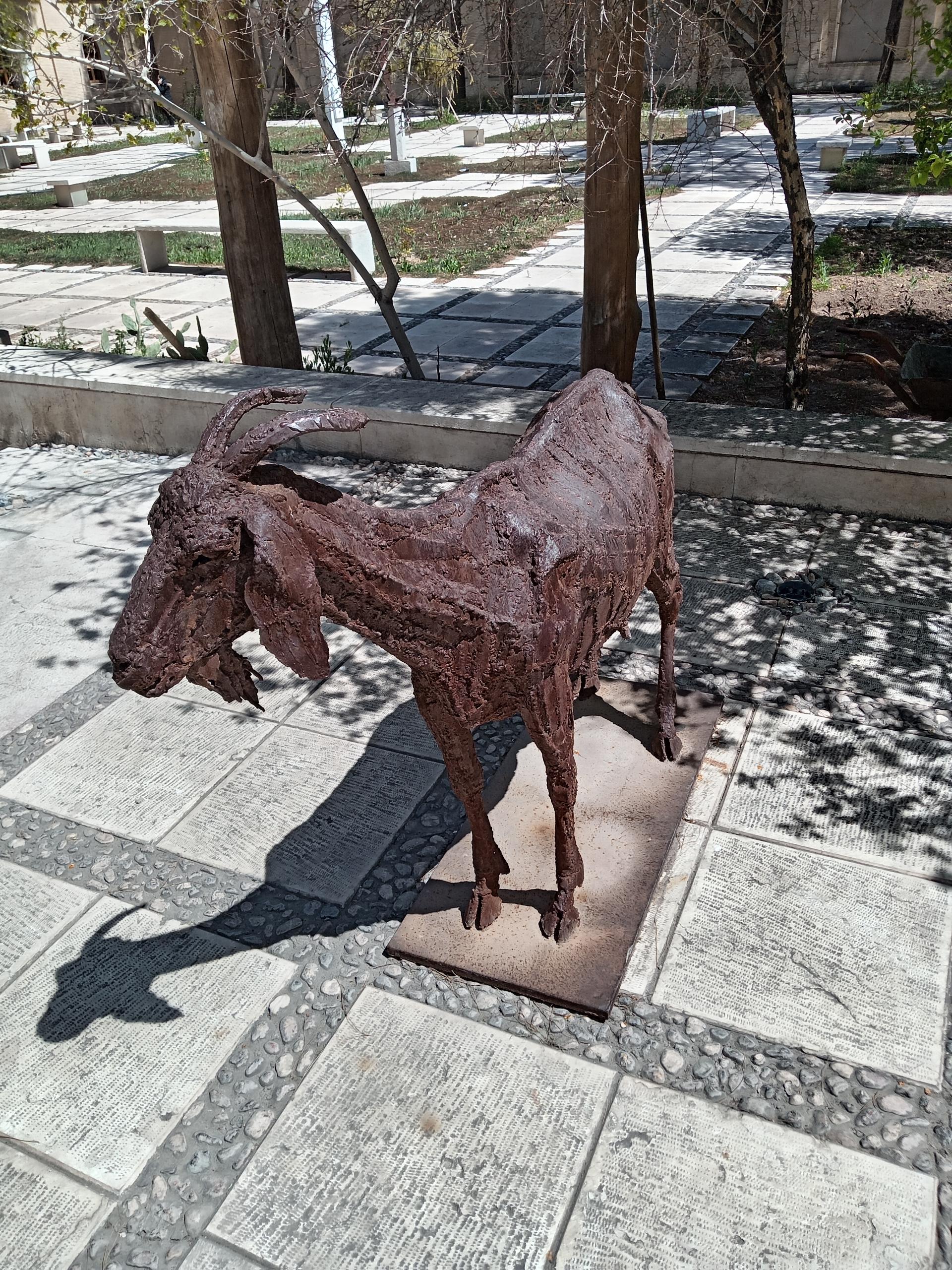 عکس موزه هنرهای معاصر صنعتی کرمان