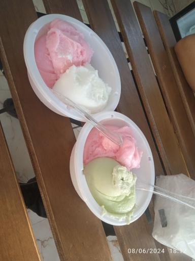 عکس بستنی شیرازی