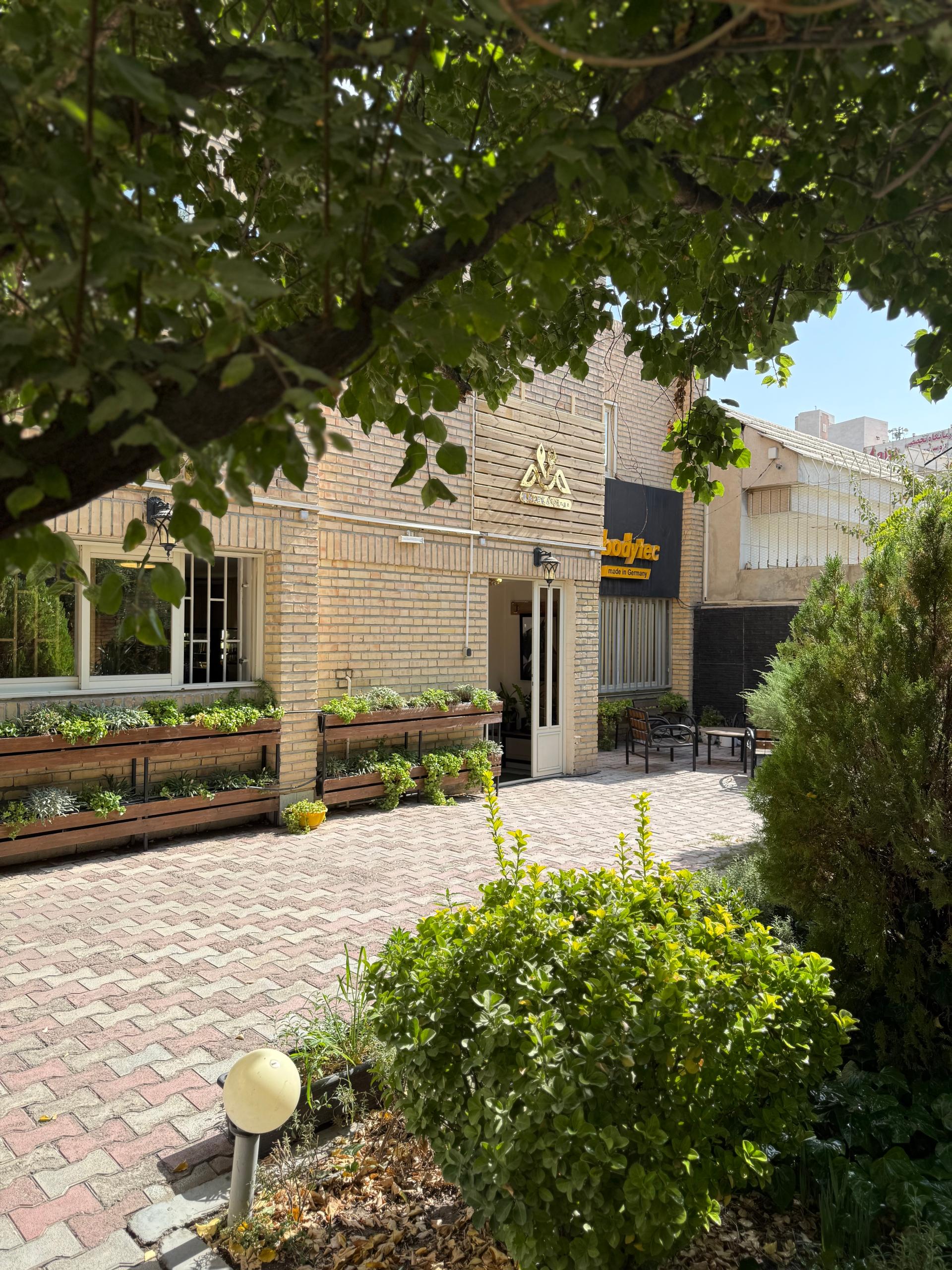 عکس ملکا لانژ