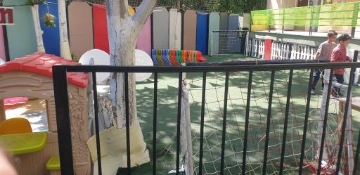 عکس پیش دبستانی و دبستان شهر زبان