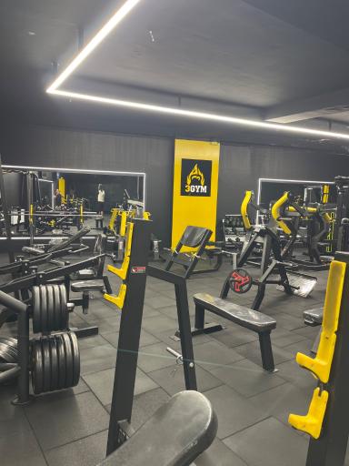 باشگاه ورزشی 3جیم