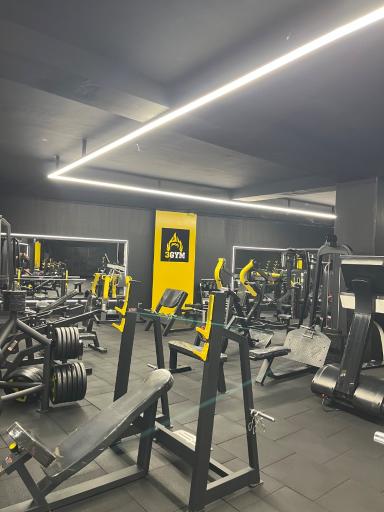 عکس باشگاه ورزشی 3جیم