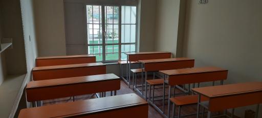 عکس دبیرستان غیردولتی پسرانه نُخبینو