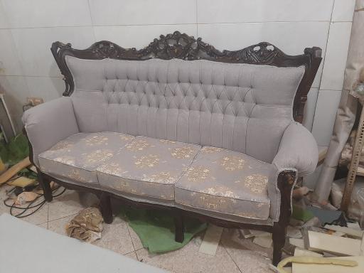 عکس تعمیرات مبل تاج