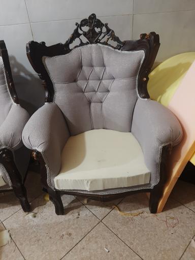 عکس تعمیرات مبل تاج