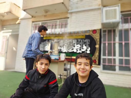 عکس دبیرستان غیردولتی پسرانه نُخبینو