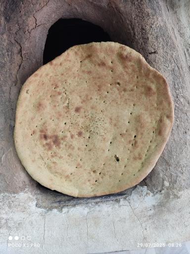 عکس نان محلی