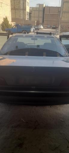 عکس شیشه اتومبیل امیر