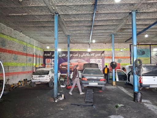 عکس تعمیرگاه مکانیکی هادی مدرن 
