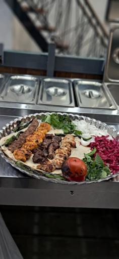 عکس چلوکبابی چنگال