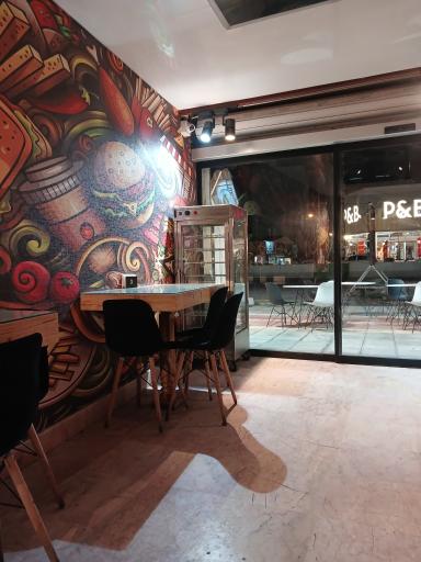 عکس پیتزا لنزو