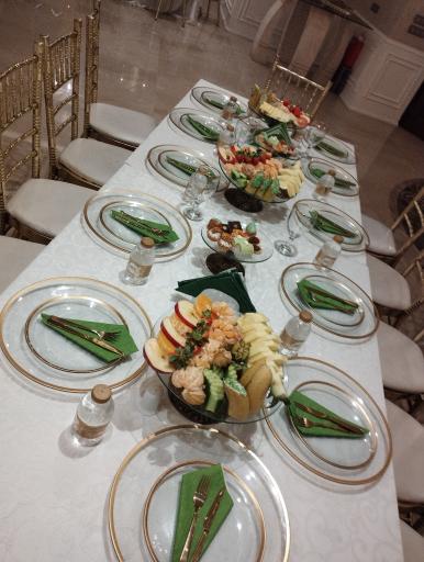 عکس طاهافود تهیه غذای طاها