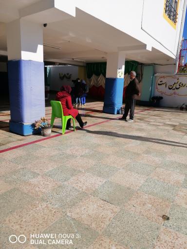 عکس دبستان غیردولتی نوبهاران بابلسر