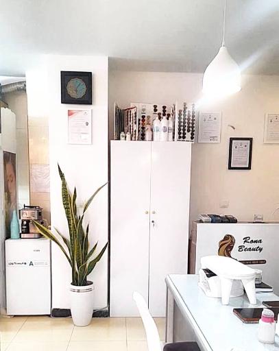 عکس سالن زیبایی رونا بیوتی 