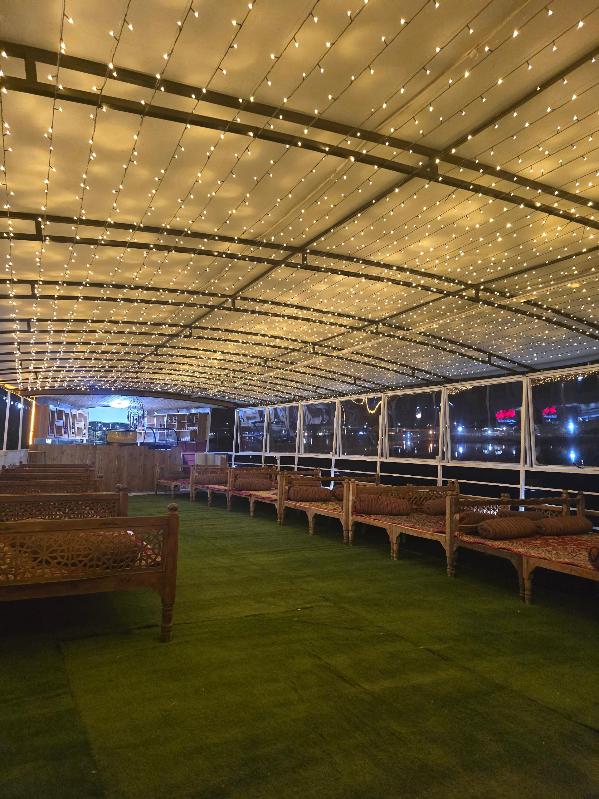 عکس کافه رستوران مروارید