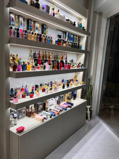 عکس لوزام آرایشی بهداشتی چارمینگ 