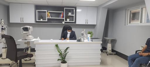 عکس اپتومتری و بینایی سنجی البرز(اپتومتریست عباس صادقی)