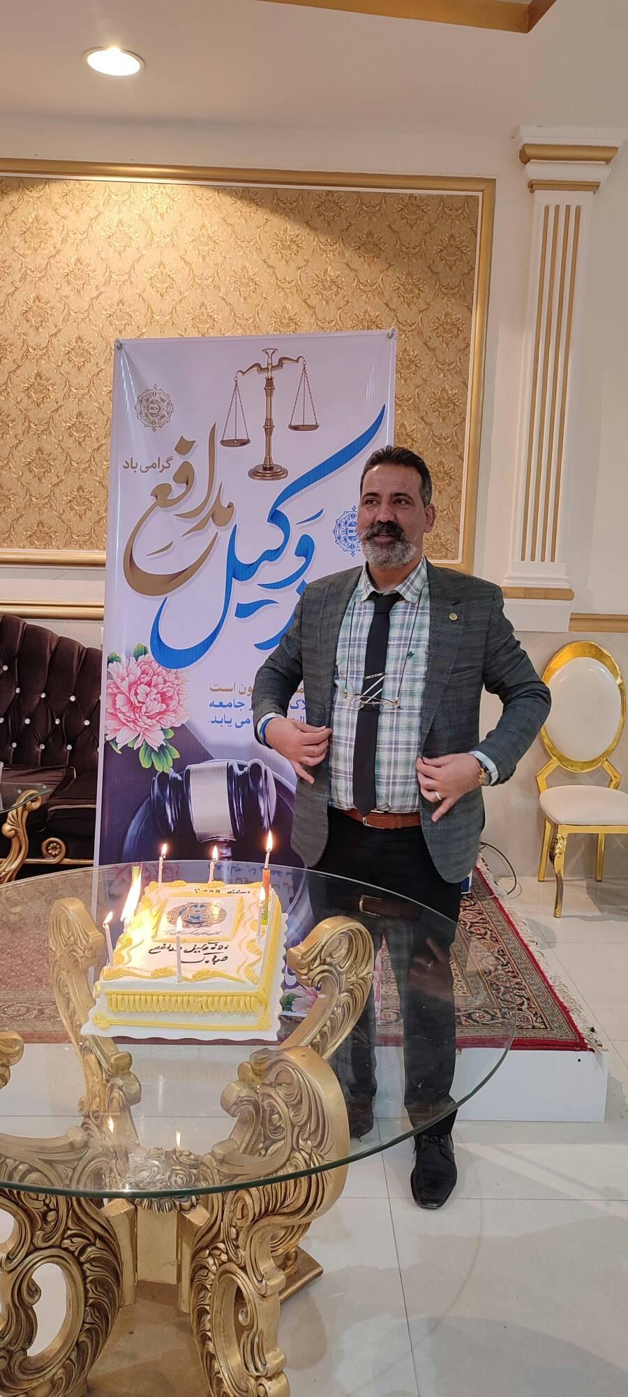 عکس دفتر وکالت میثم حسنی وکیل پایه یک دادگستری 