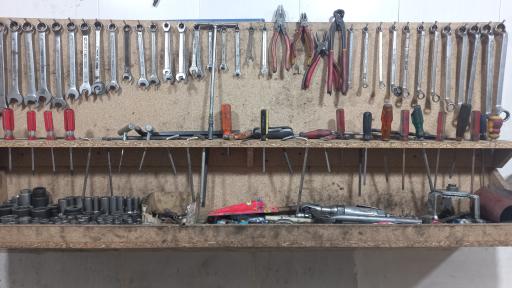 عکس تعمیرگاه تخصصی رنو