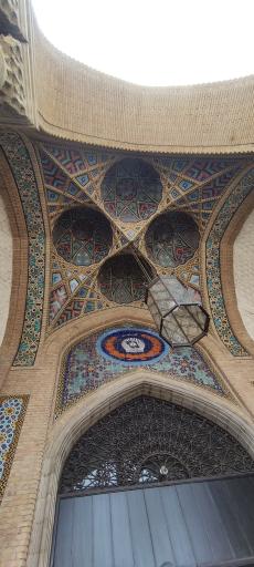 عکس بانک تجارت میدان امام خمینی