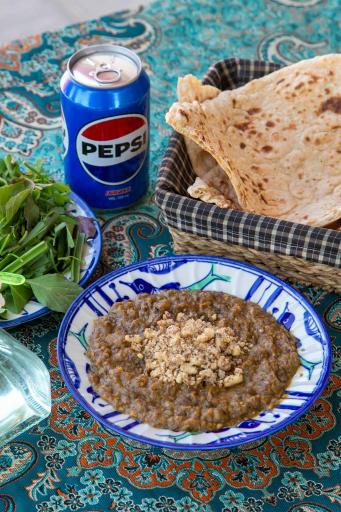 عکس غذاخوری پناهنده شعبه دوم