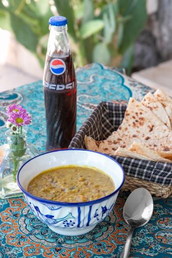 عکس غذاخوری پناهنده شعبه دوم