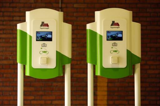 عکس ایستگاه شارژ برج میلاد تهران