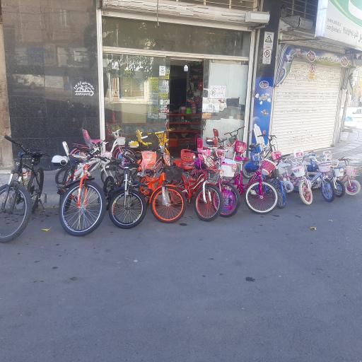 عکس دوچرخه آراز چرخ