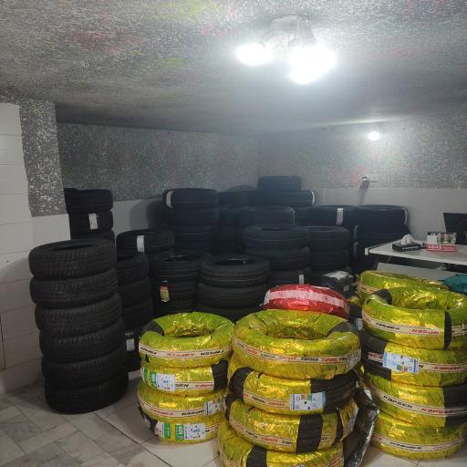 عکس فروشگاه لاستیک تایرسبز