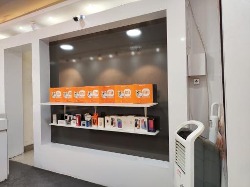 عکس نمایندگی شیائومی اصفهان ایرانشیا