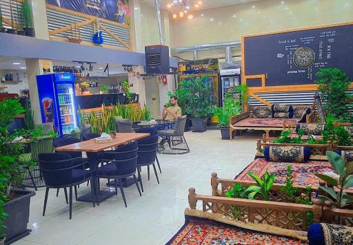 عکس کافه رستوران بادوست