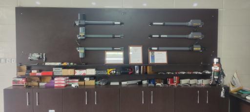 عکس سیستم های حفاظتی و امنیتی دربهای اتوماتیک پایا صنعت