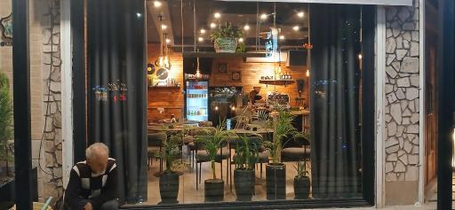 عکس کافه فست فود هیگر