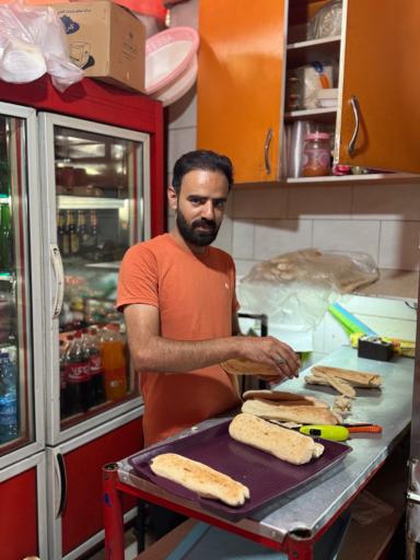 عکس ساندویچی سلف سرویس پرپیمون