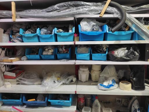 عکس تعمیرات لوازم برقی و شارژی جاویدمهر