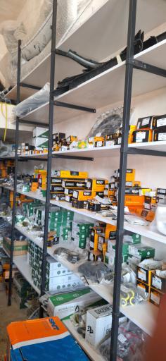 عکس لوازم یدکی احمد