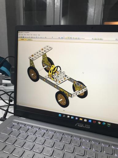 عکس آموزشگاه رعدرباتیک