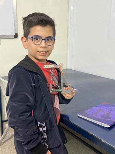 آموزشگاه رعدرباتیک