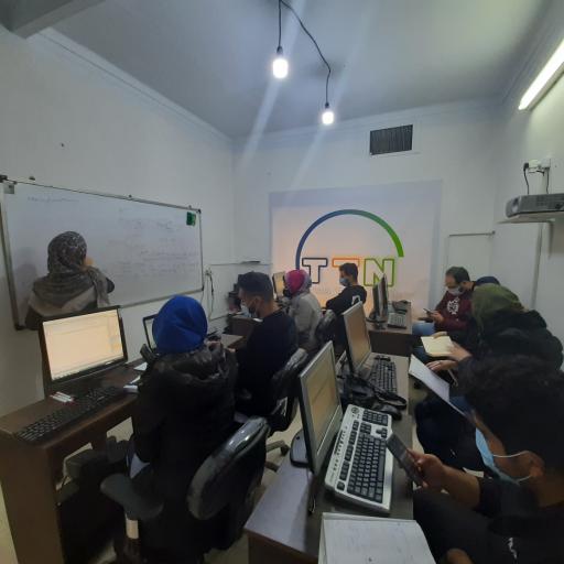 عکس آموزشگاه سفیر قرن