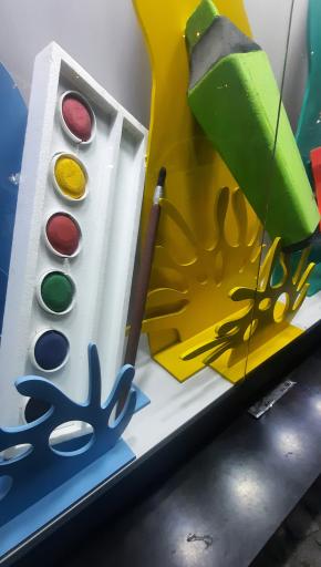 عکس کتاب و نوشت افزار ایران اروپا