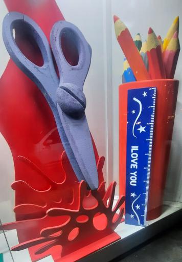 عکس کتاب و نوشت افزار ایران اروپا