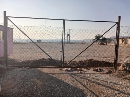 عکس پارکینگ ویژهٔ ماشینهای سنگین حاج محمود کریمی