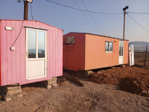 عکس پارکینگ ویژهٔ ماشینهای سنگین حاج محمود کریمی