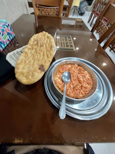 عکس صبحانه و کبابی موتفاک