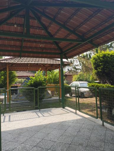 عکس پارک مخصوص کمپینگ و چادر زنی سراج